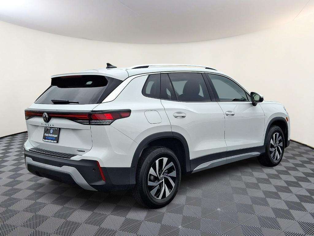 new 2025 Volkswagen Tiguan car, priced at $34,044