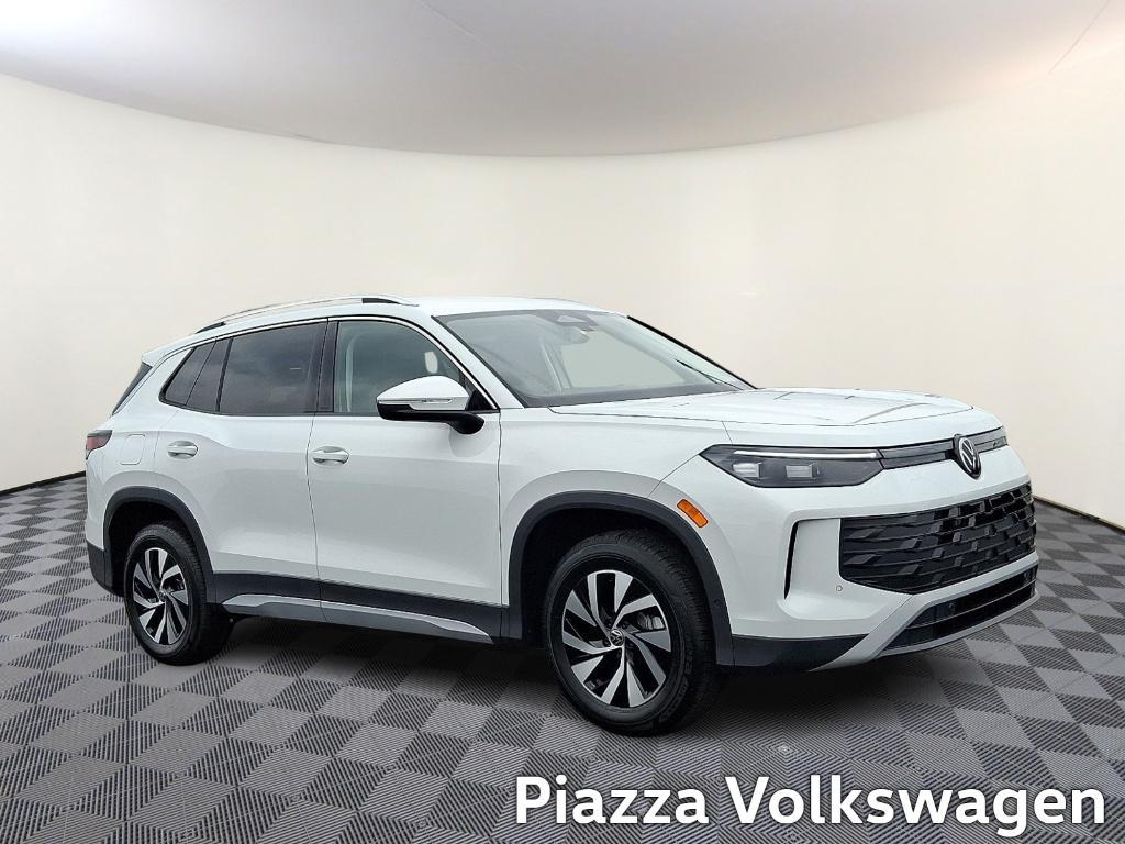 new 2025 Volkswagen Tiguan car, priced at $34,044
