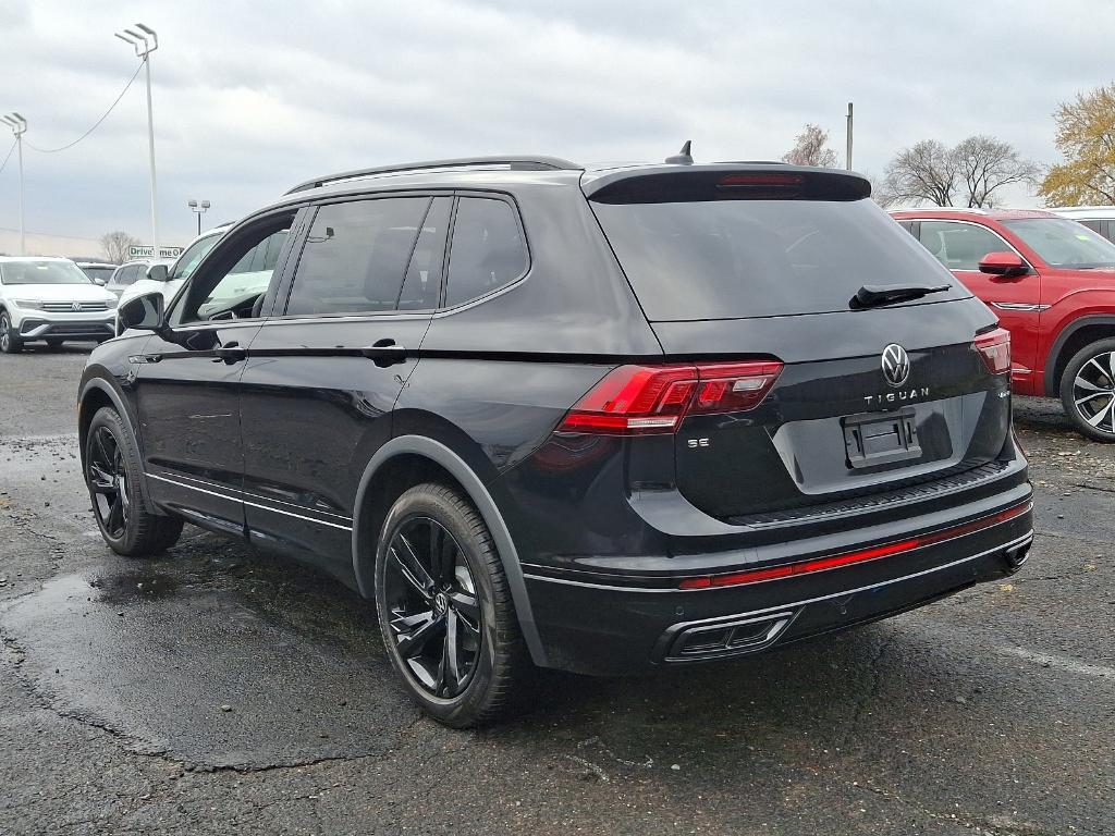 new 2024 Volkswagen Tiguan car, priced at $39,014