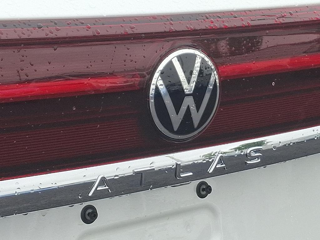 new 2025 Volkswagen Atlas Cross Sport car, priced at $55,811