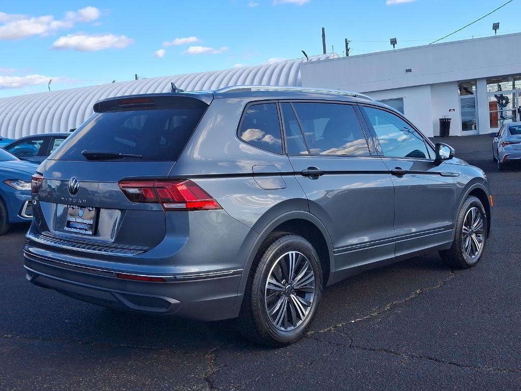 new 2024 Volkswagen Tiguan car, priced at $34,776