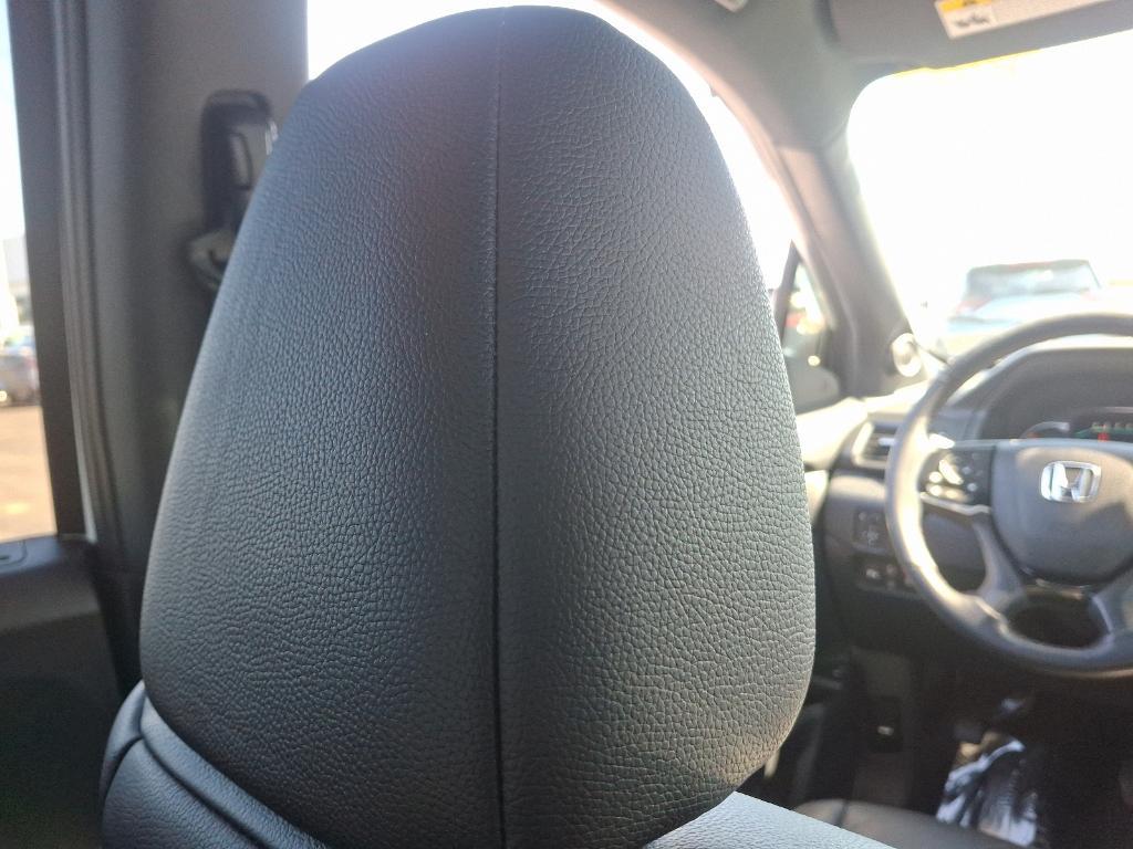 used 2021 Honda Pilot car, priced at $32,999