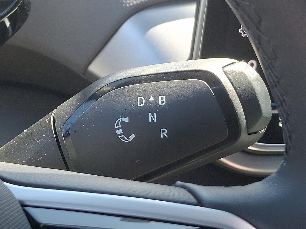 new 2025 Volkswagen ID.4 car, priced at $47,776