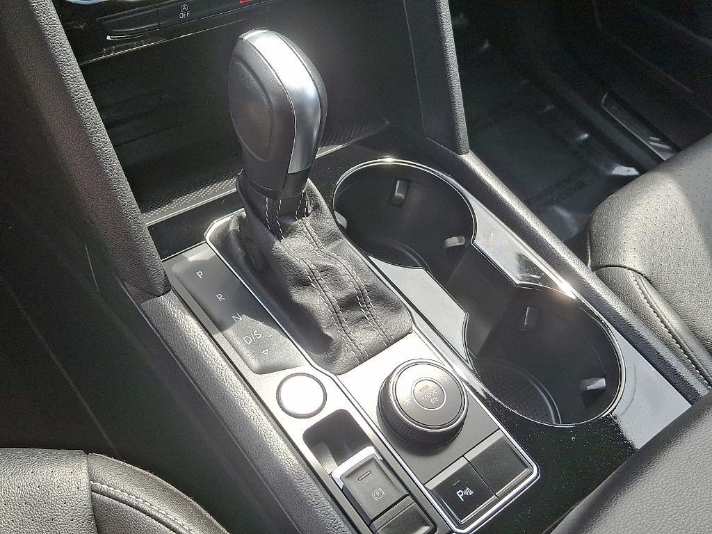 used 2023 Volkswagen Atlas car, priced at $32,999