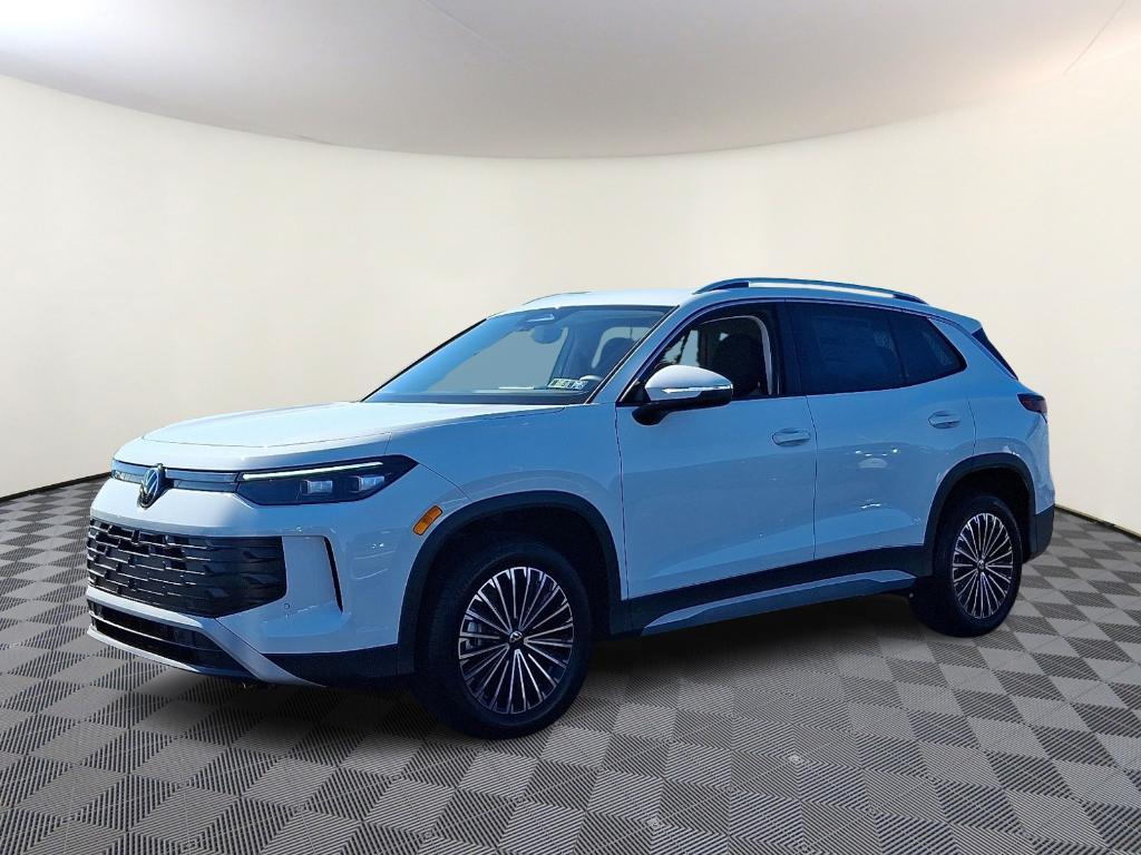 new 2025 Volkswagen Tiguan car, priced at $34,357