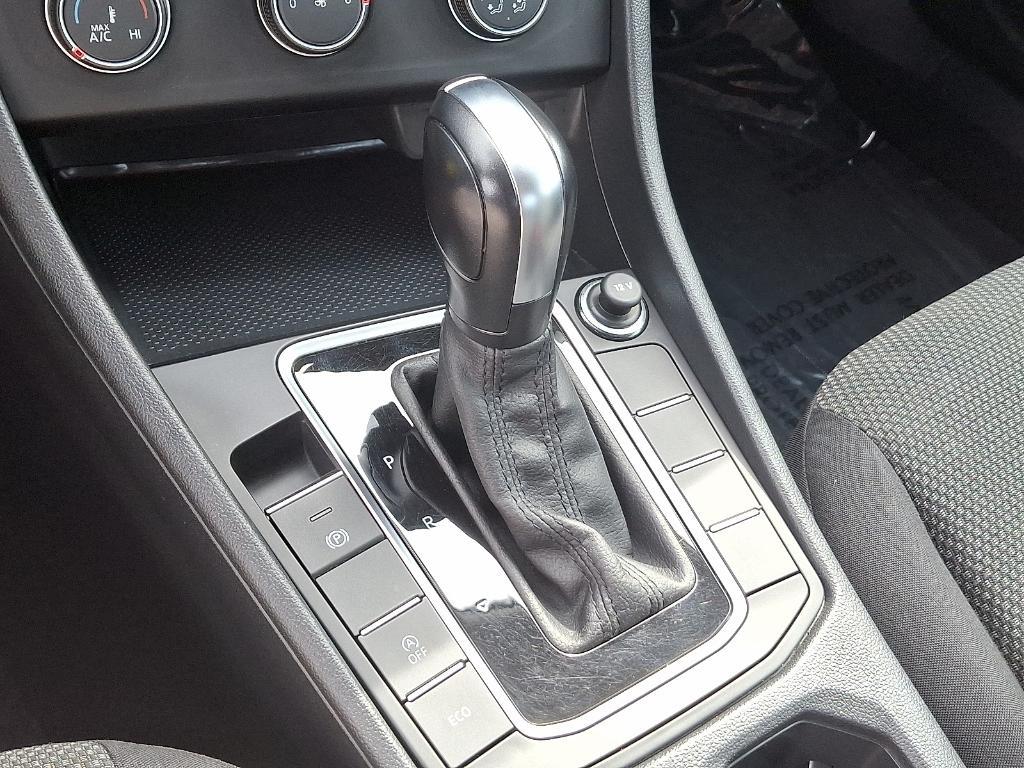 used 2021 Volkswagen Jetta car, priced at $17,899