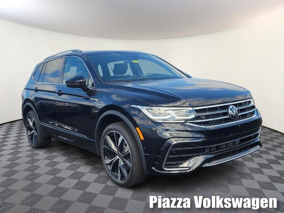 new 2024 Volkswagen Tiguan car, priced at $41,006