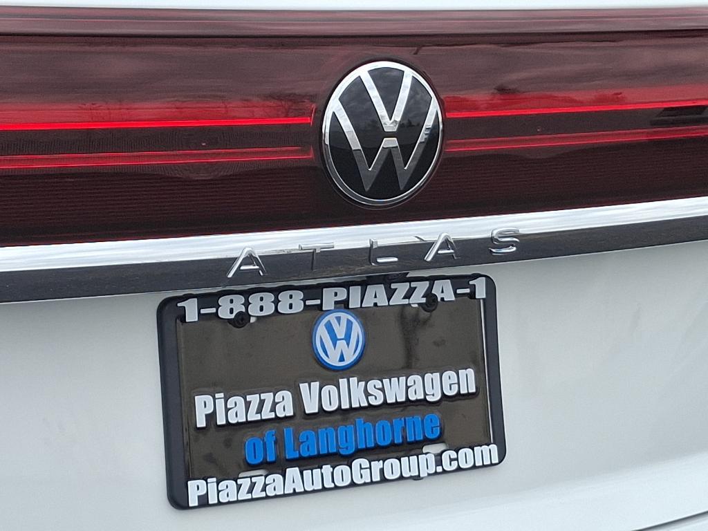 new 2025 Volkswagen Atlas Cross Sport car, priced at $40,218
