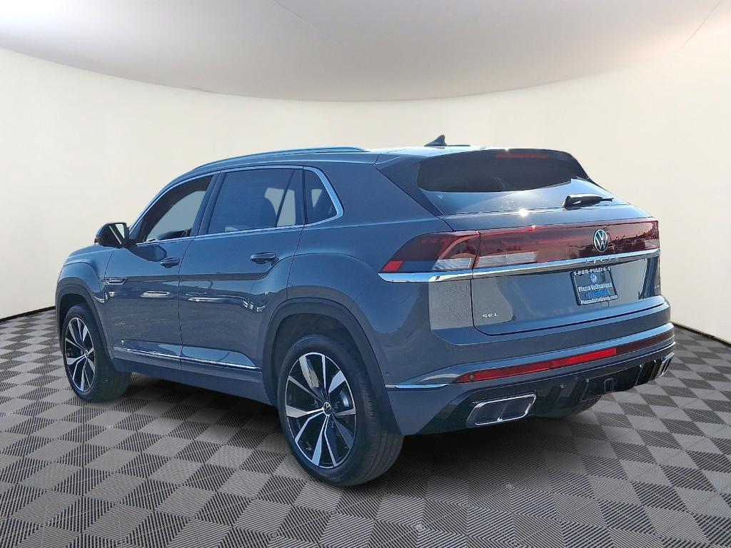 new 2026 Volkswagen Atlas Cross Sport car, priced at $56,924