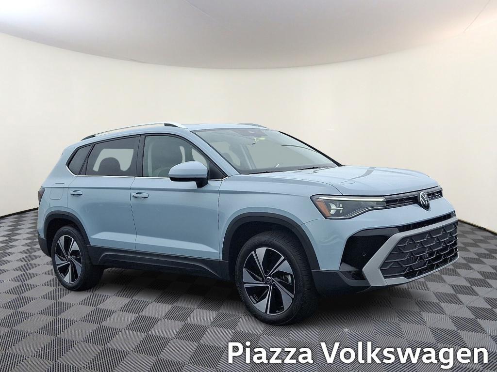 new 2025 Volkswagen Taos car, priced at $34,062