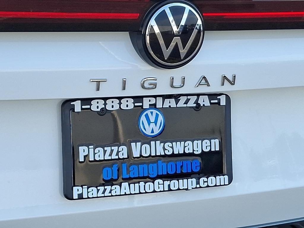 new 2025 Volkswagen Tiguan car, priced at $37,699