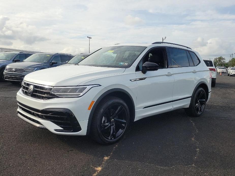 new 2024 Volkswagen Tiguan car, priced at $39,006