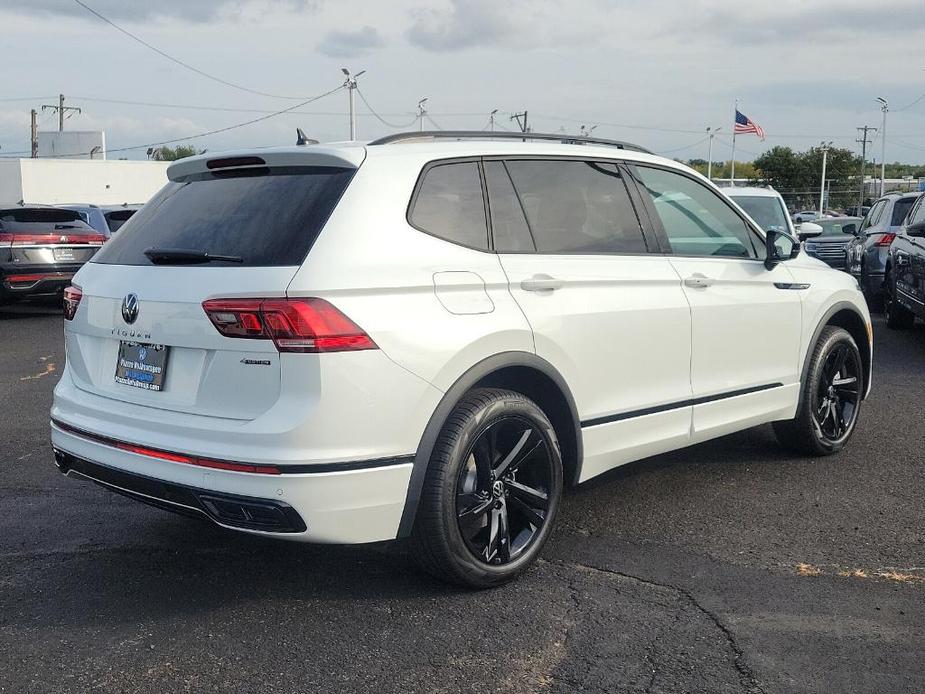 new 2024 Volkswagen Tiguan car, priced at $39,006