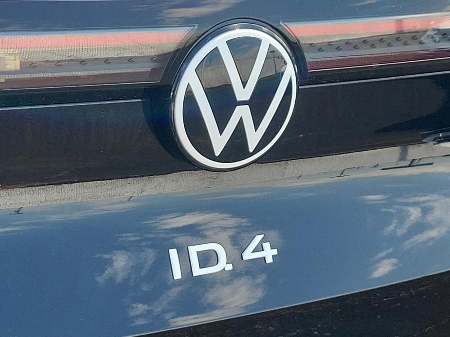 new 2024 Volkswagen ID.4 car, priced at $41,600