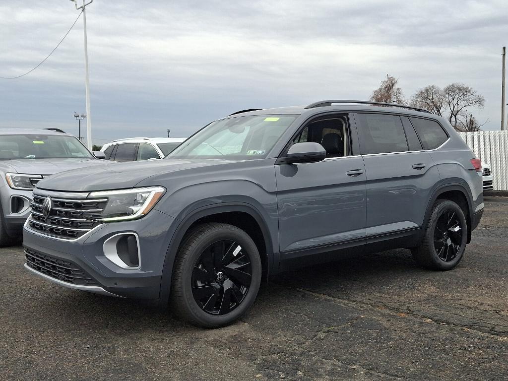 new 2025 Volkswagen Atlas car, priced at $49,582