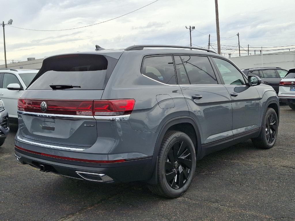 new 2025 Volkswagen Atlas car, priced at $49,582