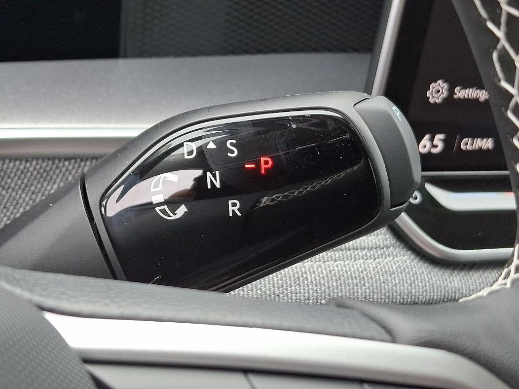 new 2025 Volkswagen Tiguan car, priced at $33,761