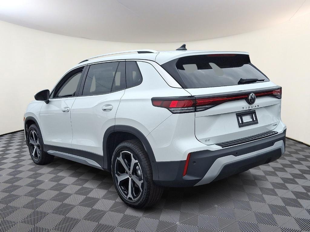 new 2025 Volkswagen Tiguan car, priced at $37,262