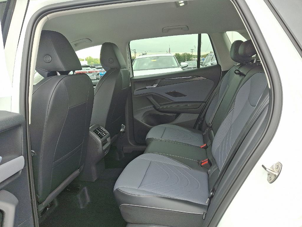 new 2025 Volkswagen Tiguan car, priced at $37,262