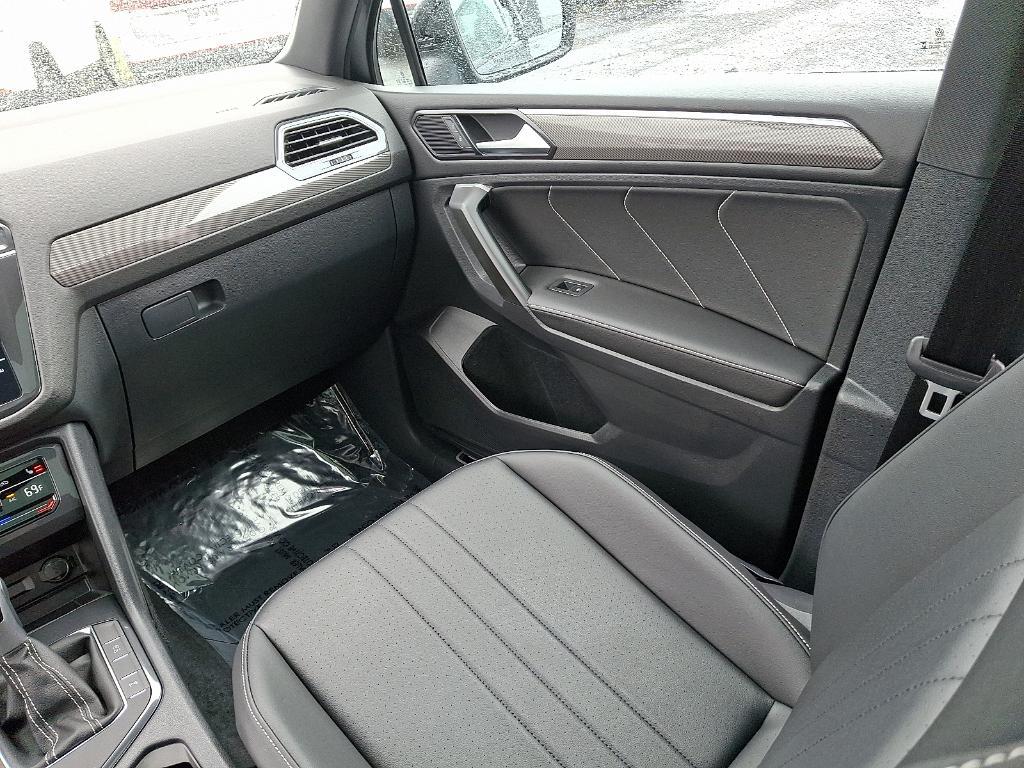 used 2024 Volkswagen Tiguan car