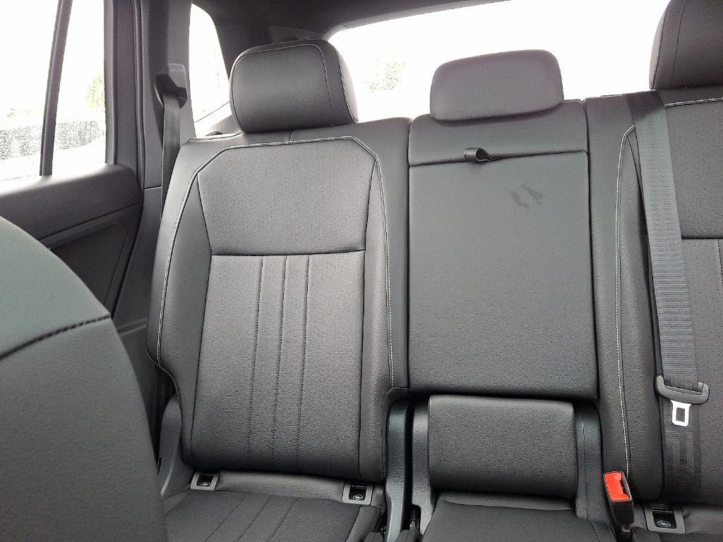 used 2024 Volkswagen Tiguan car