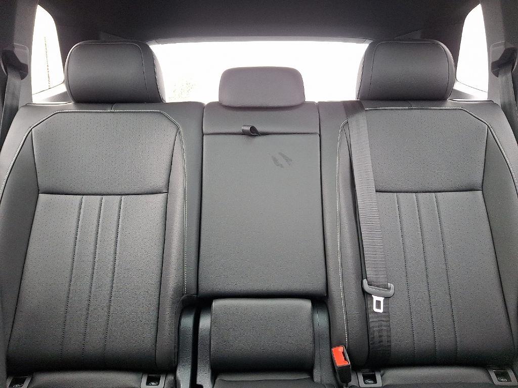used 2024 Volkswagen Tiguan car