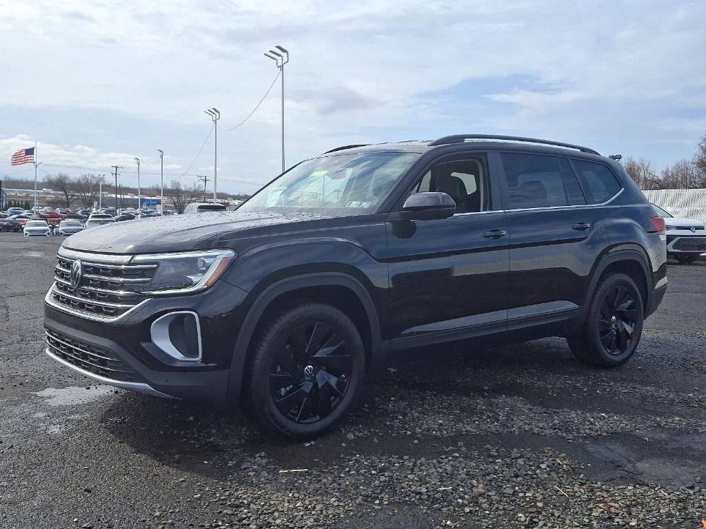 new 2025 Volkswagen Atlas car, priced at $47,960
