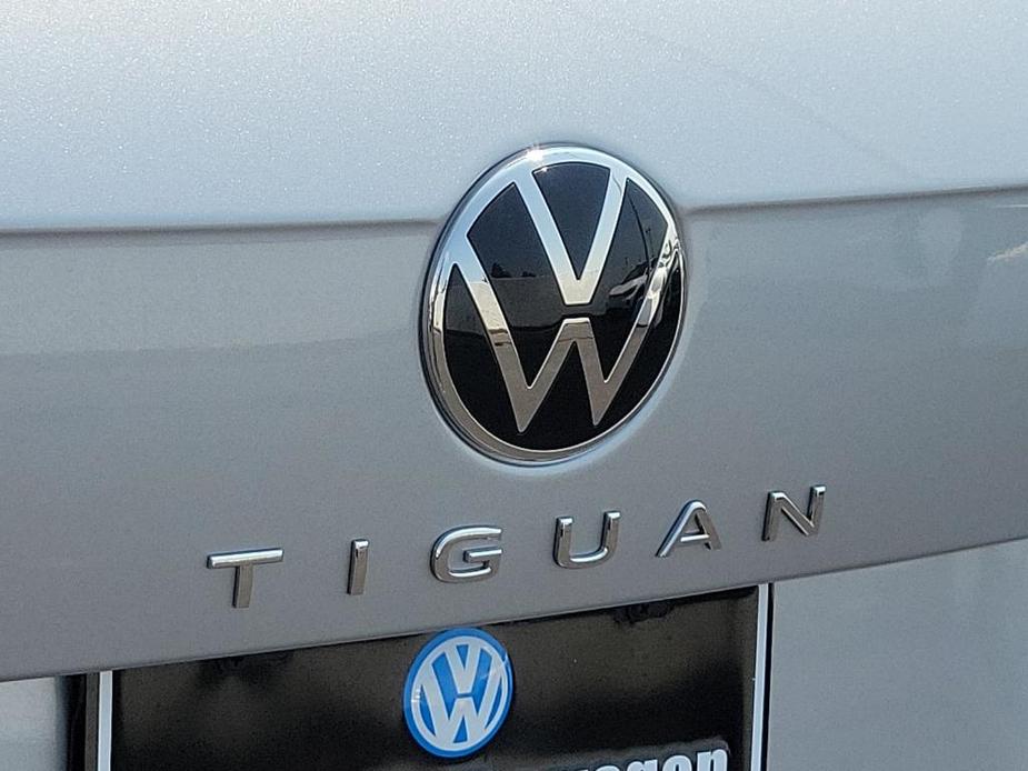 new 2024 Volkswagen Tiguan car, priced at $38,396