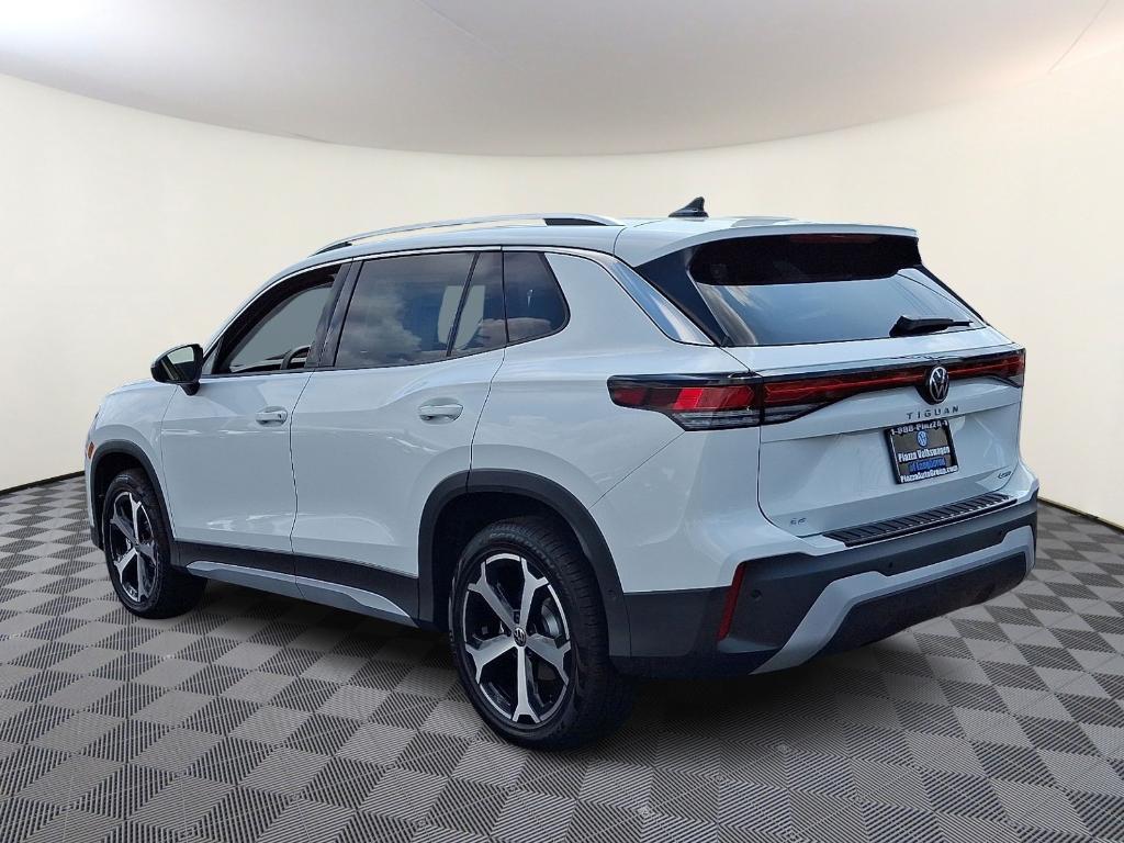 new 2025 Volkswagen Tiguan car, priced at $37,699