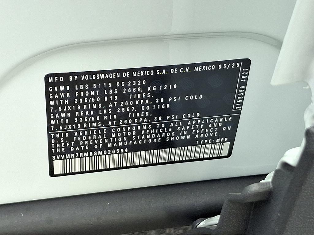 new 2025 Volkswagen Tiguan car, priced at $37,699