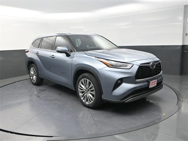 used 2023 Toyota Highlander car, priced at $40,791