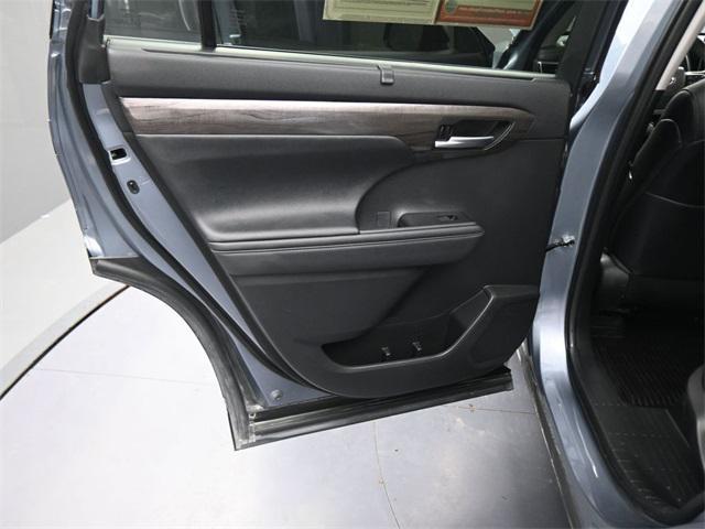 used 2023 Toyota Highlander car, priced at $40,791