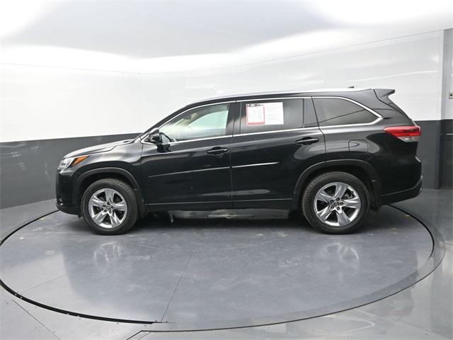 used 2018 Toyota Highlander car, priced at $23,591