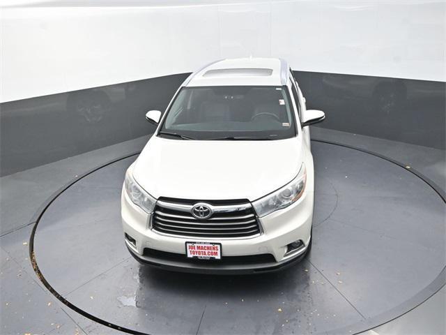 used 2014 Toyota Highlander car, priced at $16,991