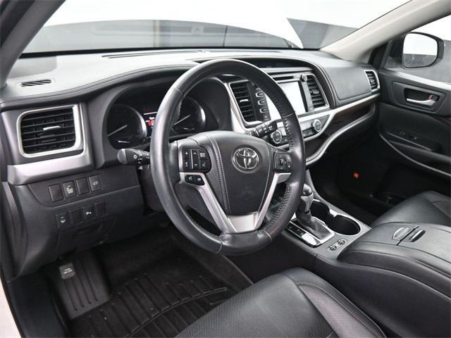 used 2014 Toyota Highlander car, priced at $16,991
