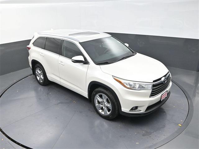 used 2014 Toyota Highlander car, priced at $16,991