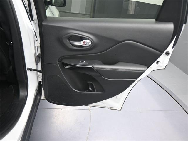 used 2023 Jeep Cherokee car, priced at $22,391