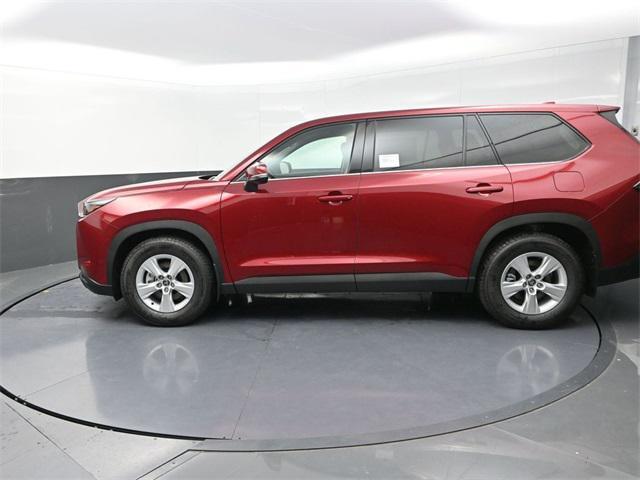 used 2025 Toyota Highlander Hybrid car, priced at $52,991