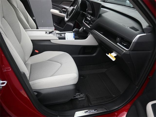 used 2025 Toyota Highlander Hybrid car, priced at $52,991