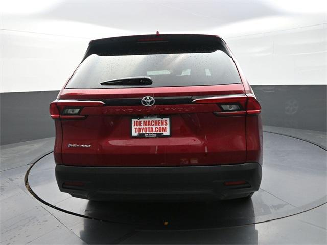 used 2025 Toyota Highlander Hybrid car, priced at $52,991