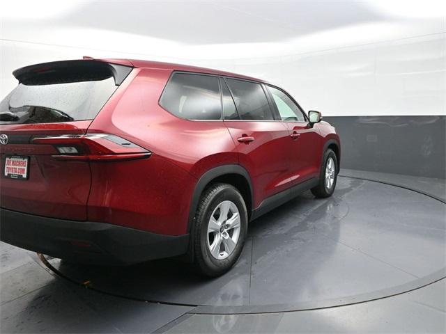 used 2025 Toyota Highlander Hybrid car, priced at $52,991