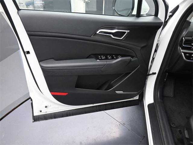 used 2024 Kia Sportage Hybrid car, priced at $27,991