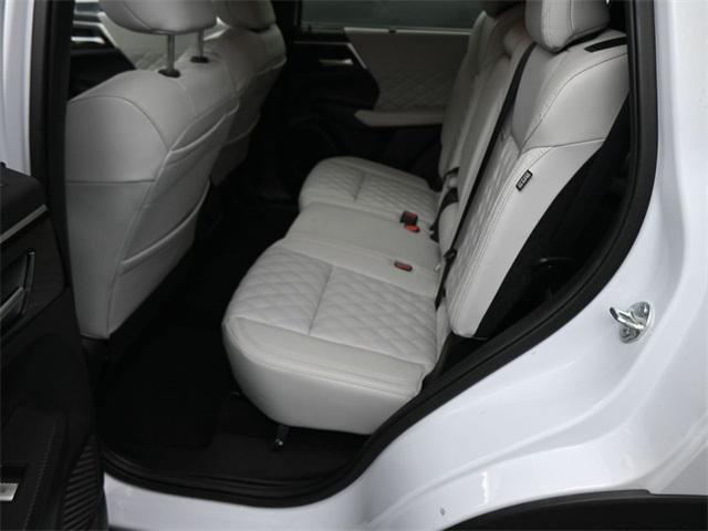 used 2024 Mitsubishi Outlander car, priced at $26,991