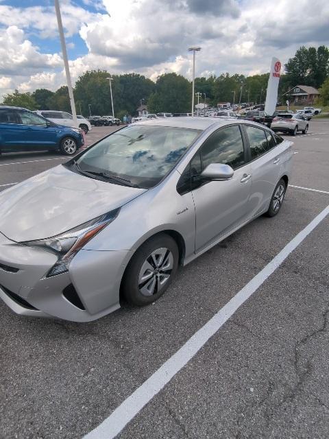 used 2017 Toyota Prius car