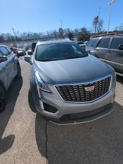 used 2023 Cadillac XT5 car, priced at $28,891