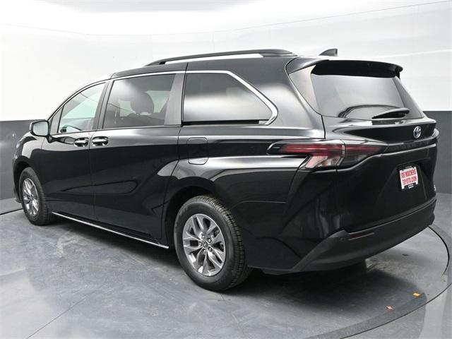 used 2024 Toyota Sienna car, priced at $42,791