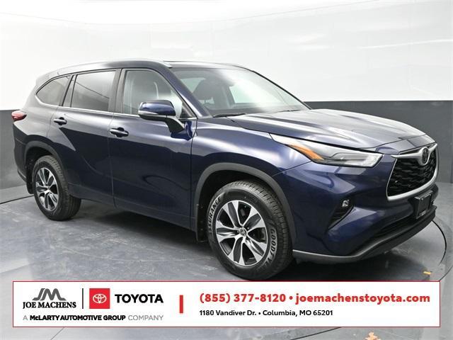 used 2023 Toyota Highlander car, priced at $37,991