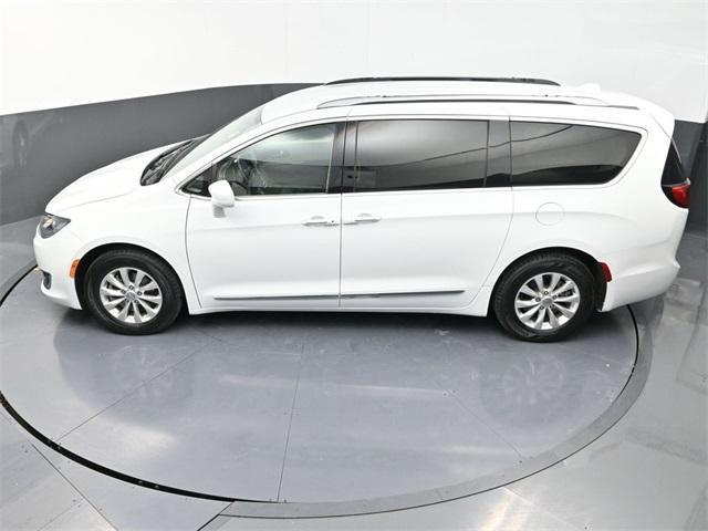 used 2020 Chrysler Pacifica car, priced at $19,991