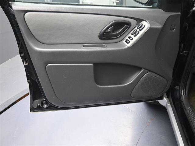 used 2007 Ford Escape car, priced at $6,991