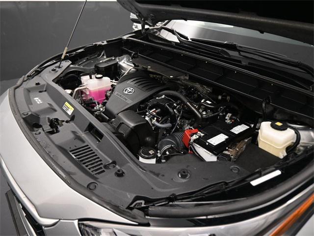 used 2024 Toyota Highlander car, priced at $40,691